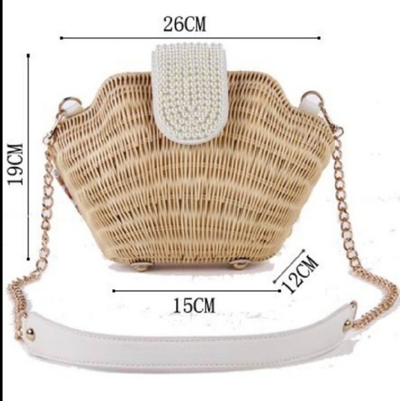 Shell Pearl Wicker Handbag - Picture 4 of 8